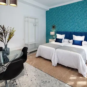 https://wanderlust-malaga-apartamentos-3.es-andalucia.com