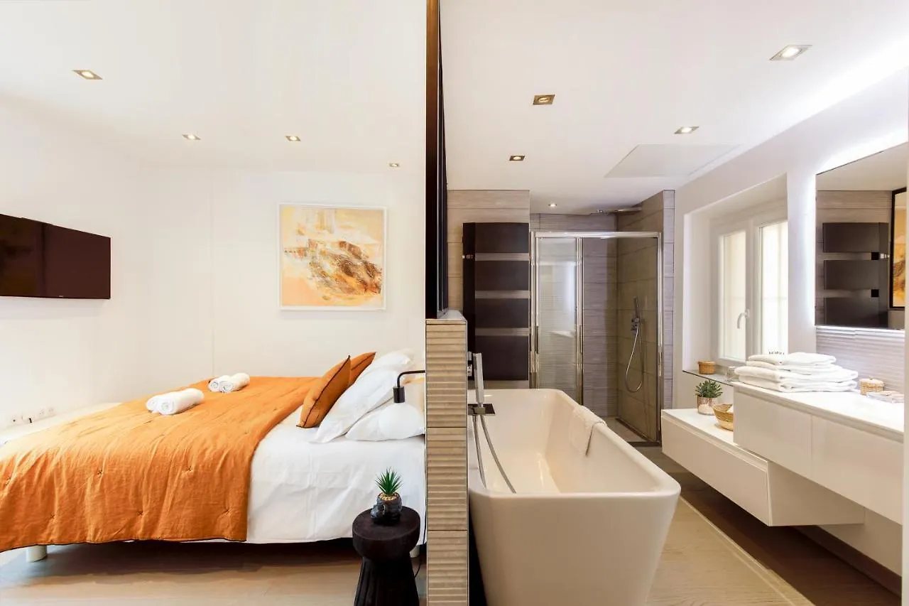 Apartment Ginabelayourhosthelper Saint-Tropez France